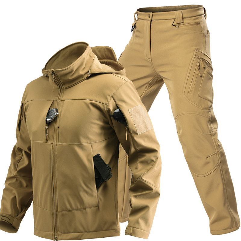 ชุดเสื้อผ้าซอฟต์เชลล์สำหรับผู้ - Outdoor Camping Set บทวิจารณ์และราคา